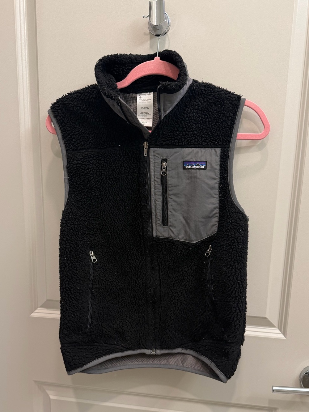 Patagonia - Black Retro-X Vest - Men’s XS